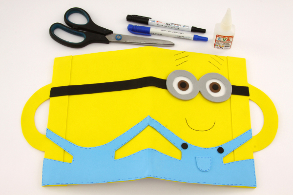 1x1.trans Como Fazer Capa de Caderno dos Minions   Passo a Passo